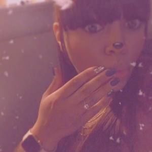 Meet your Posher, Candice